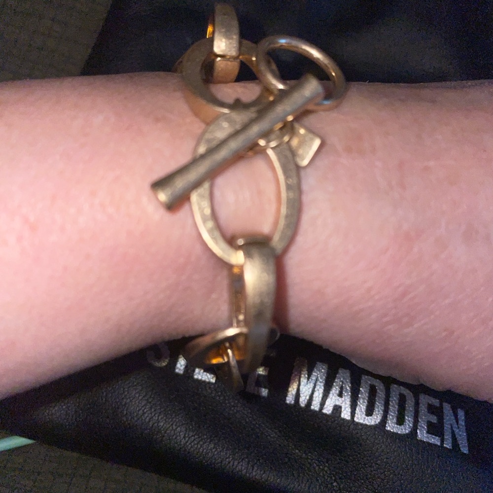 Steve Madden Gold Link Bracelet